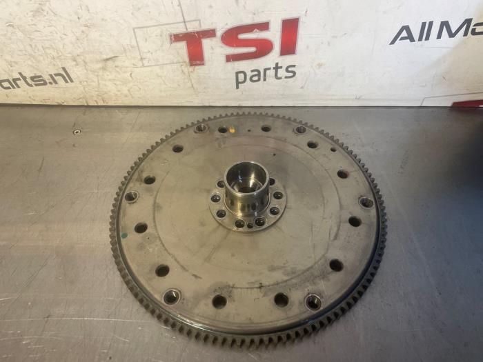 Gebrauchte Starterkranz Audi Q7 (4MB/4MG) 3.0 TDI V6 24V Preis € 41,00 Margenregelung angeboten von TSI-Parts / Allmotorparts B.V.