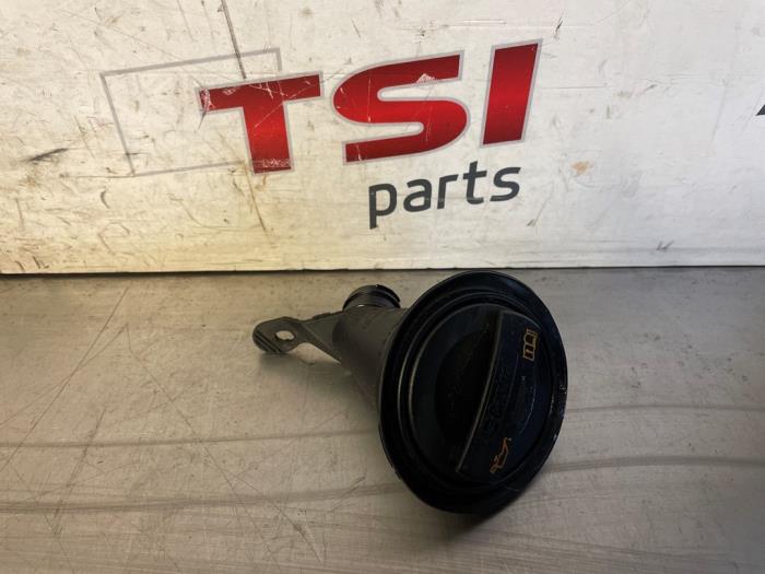 Gebrauchte Öl Füllrohr Audi A6 (C7) 3.0 TDI V6 24V Quattro Preis € 17,00 Margenregelung angeboten von TSI-Parts / Allmotorparts B.V.