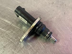 Engine temperature sensor from a Audi SQ5 (8RB) 3.0 TDI V6 24V 2015
