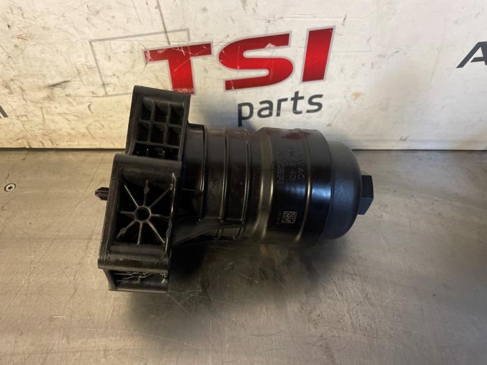Gebrauchte Ölfiltergehäuse Volkswagen Touareg 3.0 V6 24V TSI R Preis € 23,00 Margenregelung angeboten von TSI-Parts / Allmotorparts B.V.