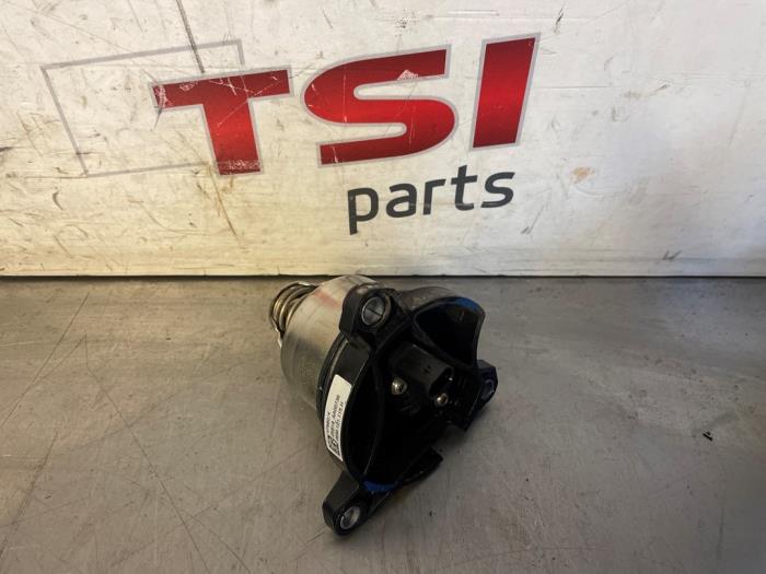 Usados Termostato Volkswagen Touareg 3.0 V6 24V TSI R Precio € 46,00 Norma de margen ofrecido por TSI-Parts / Allmotorparts B.V.