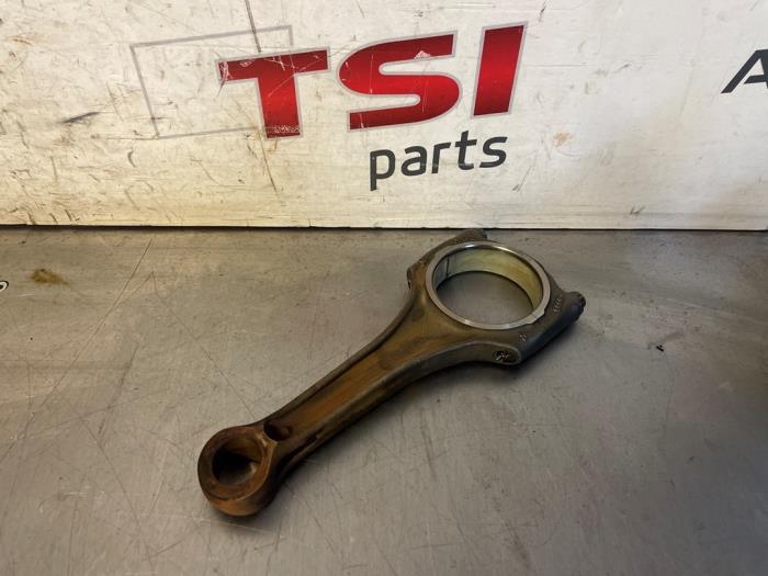 Usados Biela Volkswagen Touareg 3.0 V6 24V TSI R Precio € 95,00 Norma de margen ofrecido por TSI-Parts / Allmotorparts B.V.