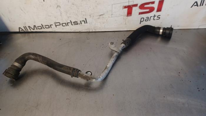 Begagnade Vattenrör Audi A6 Avant (C7) 3.0 TDI V6 24V Quattro Pris € 17,00 Marginaltabell erbjuds av TSI-Parts / Allmotorparts B.V.