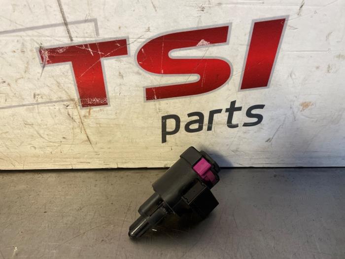 Brake pedal sensor switch