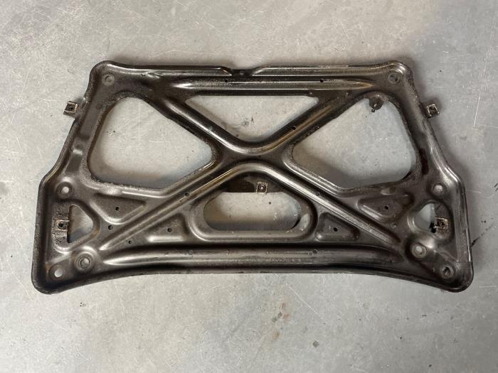 Usagé Faux châssis Audi A6 Avant (C7) 3.0 TDI V6 24V Quattro Prix € 17,00 Règlement à la marge proposé par TSI-Parts / Allmotorparts B.V.