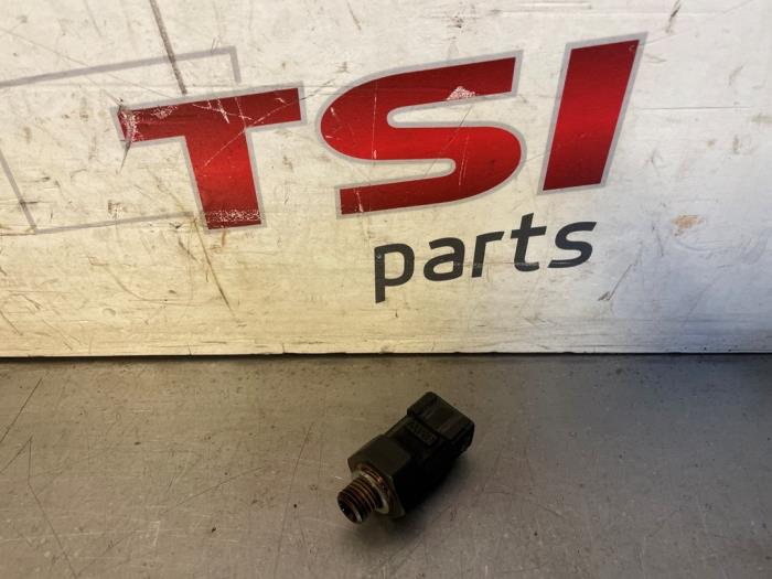 Gebrauchte Öldrucksensor BMW 1 serie (E81) 116i 2.0 16V Preis € 17,00 Margenregelung angeboten von TSI-Parts / Allmotorparts B.V.