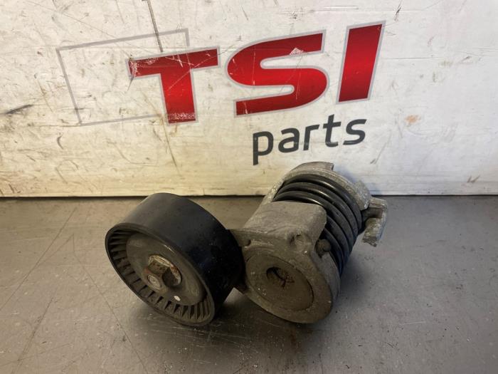 Usados Rodillo tensor correa múltiple BMW 1 serie (E81) 116i 2.0 16V Precio € 25,00 Norma de margen ofrecido por TSI-Parts / Allmotorparts B.V.