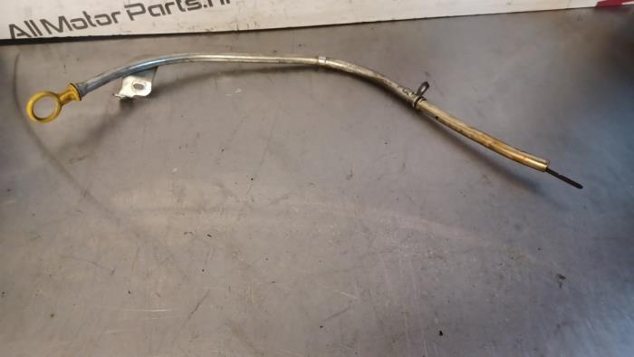 Gebrauchte Ölmessstab Renault Clio IV Estate/Grandtour (7R) 0.9 Energy TCE 12V Preis € 12,00 Margenregelung angeboten von TSI-Parts / Allmotorparts B.V.