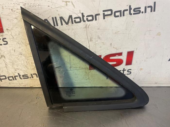 Front vent glass