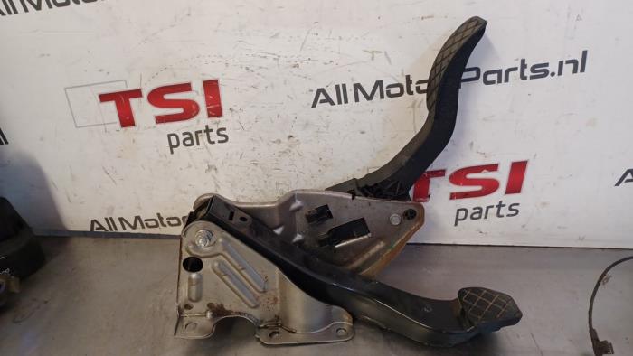 Gebrauchte Pedale Set Volkswagen Up! (121) 1.0 12V 60 Preis € 33,00 Margenregelung angeboten von TSI-Parts / Allmotorparts B.V.