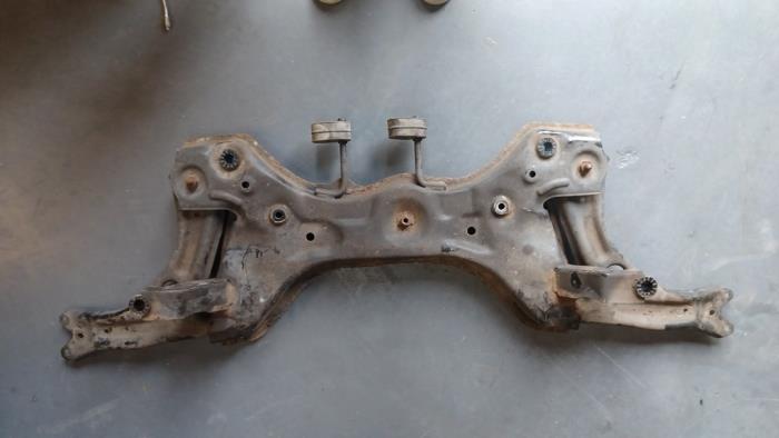 Gebrauchte Unterrahmen Volkswagen Up! (121) 1.0 12V 60 Preis € 50,00 Margenregelung angeboten von TSI-Parts / Allmotorparts B.V.