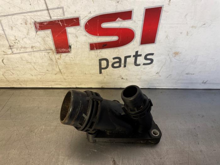 Begagnade Vattenrör BMW X1 (E84) xDrive 20d 2.0 16V Pris € 12,00 Marginaltabell erbjuds av TSI-Parts / Allmotorparts B.V.