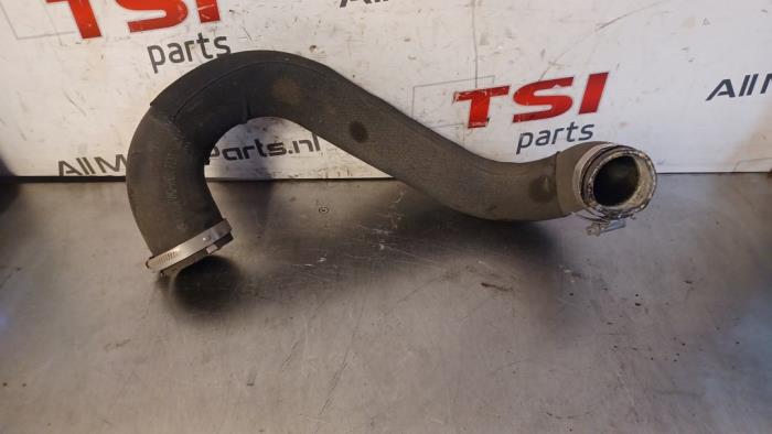 Gebrauchte Intercooler Schlauch Audi A4 Avant (B9) 2.0 TFSI 16V Preis € 25,00 Margenregelung angeboten von TSI-Parts / Allmotorparts B.V.