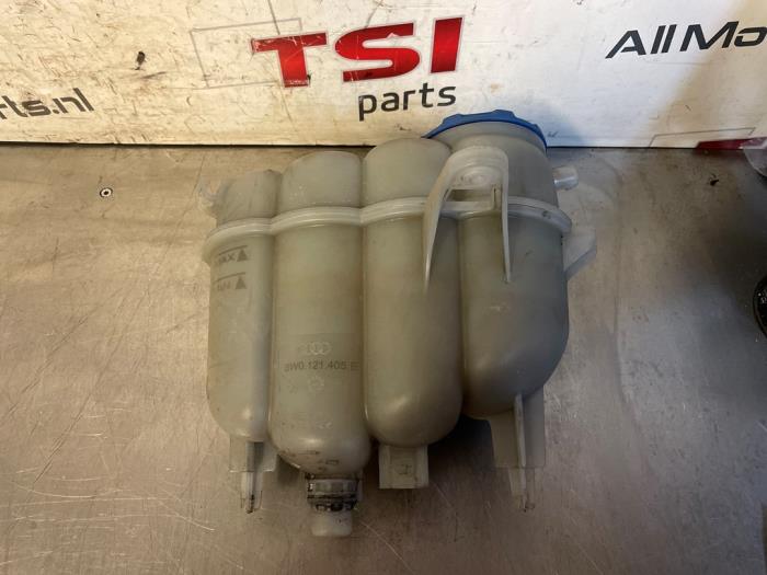 Coolant expansion tank