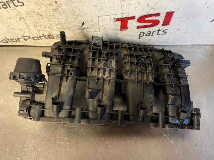 Używane Kolektor dolotowy Audi A4 Avant (B9) 2.0 TFSI 16V Cena € 83,00 Procedura marży oferowane przez TSI-Parts / Allmotorparts B.V.