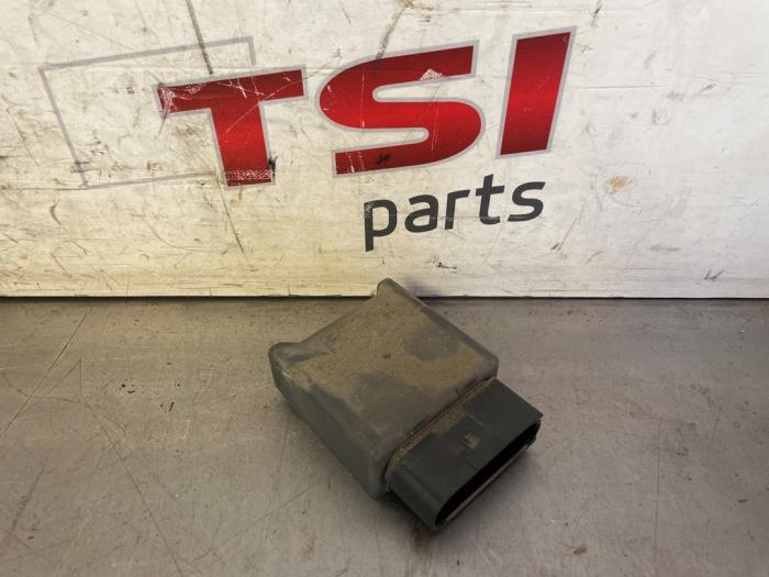 Usagé Module pompe carburant Volkswagen Golf Sportsvan (AUVS) 1.5 TSI Evo BlueMotion 16V Prix € 9,68 Prix TTC proposé par TSI-Parts / Allmotorparts B.V.