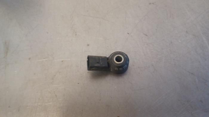 Gebrauchte Klopfsensor Volkswagen Golf Sportsvan (AUVS) 1.5 TSI Evo BlueMotion 16V Preis € 9,68 Mit Mehrwertsteuer angeboten von TSI-Parts / Allmotorparts B.V.