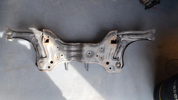 Usagé Faux châssis Skoda Fabia III (NJ3) 1.2 TSI 16V Prix € 33,00 Règlement à la marge proposé par TSI-Parts / Allmotorparts B.V.