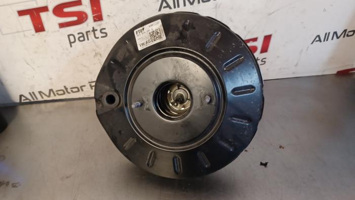 Usagé Servo frein Skoda Fabia III (NJ3) 1.2 TSI 16V Prix € 41,00 Règlement à la marge proposé par TSI-Parts / Allmotorparts B.V.