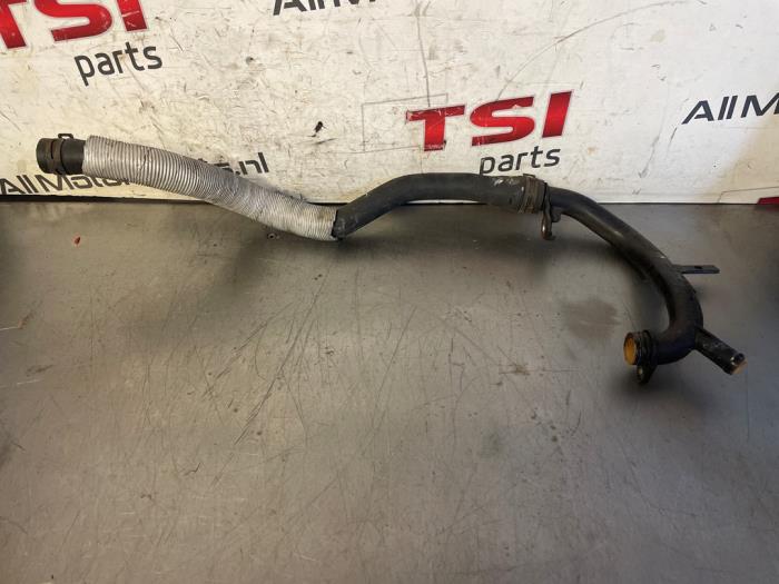 Begagnade Vattenrör Audi A3 (8P1) 1.8 16V TFSI Pris € 17,00 Marginaltabell erbjuds av TSI-Parts / Allmotorparts B.V.