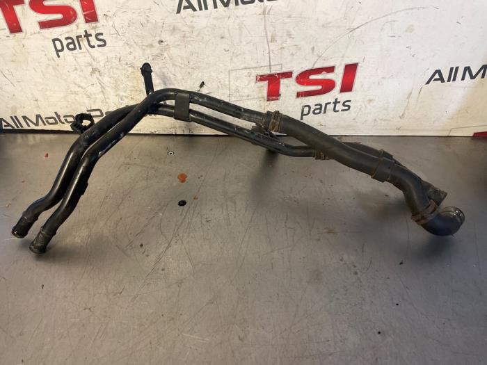 Begagnade Vattenrör Audi A3 (8P1) 1.8 16V TFSI Pris € 17,00 Marginaltabell erbjuds av TSI-Parts / Allmotorparts B.V.