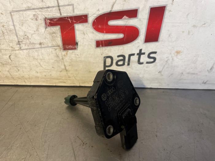 Begagnade Oljenivåsensor Volkswagen Golf VII (AUA) 1.4 TSI 16V Pris € 12,50 Marginaltabell erbjuds av TSI-Parts / Allmotorparts B.V.