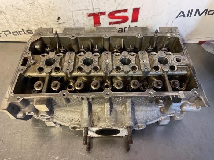 Usagé Culasse Volkswagen Golf VII (AUA) 1.4 TSI 16V Prix € 149,50 Règlement à la marge proposé par TSI-Parts / Allmotorparts B.V.