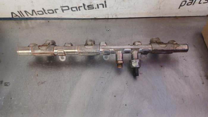 Gebrauchte Kraftstoffverteiler Audi RS 3 Sportback (8YA) 2.5 TFSI 20V Quattro Preis € 90,00 Margenregelung angeboten von TSI-Parts / Allmotorparts B.V.