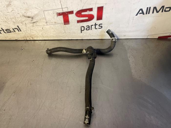 Begagnade Bränsleledning Audi RS 3 Sportback (8YA) 2.5 TFSI 20V Quattro Pris € 75,00 Marginaltabell erbjuds av TSI-Parts / Allmotorparts B.V.