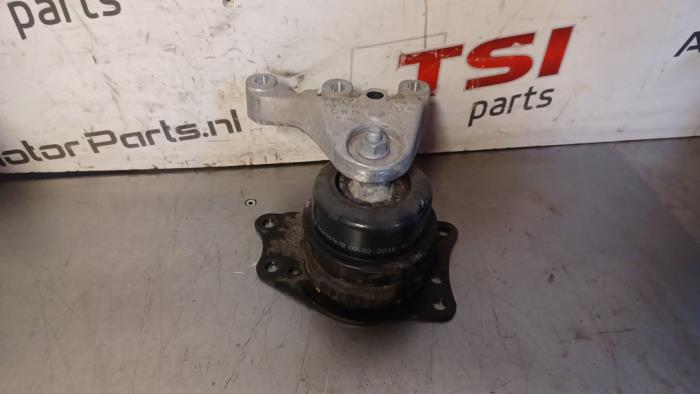 Used Engine mount Skoda Fabia III (NJ3) 1.2 TSI 16V Price € 20,00 Margin scheme offered by TSI-Parts / Allmotorparts B.V.