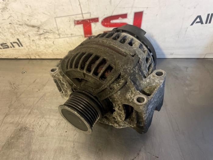 Gebrauchte Dynamo Volkswagen Tiguan (5N1/2) 2.0 TSI 16V 4Motion Preis € 24,50 Margenregelung angeboten von TSI-Parts / Allmotorparts B.V.