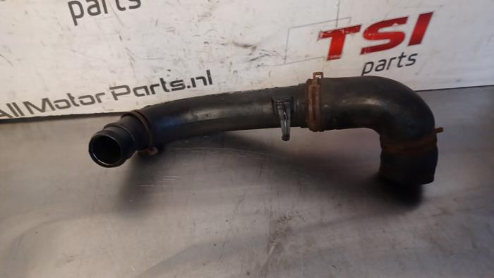 Gebrauchte Intercooler Rohr Skoda Fabia (6Y5) 1.9 TDi Preis € 15,00 Margenregelung angeboten von TSI-Parts / Allmotorparts B.V.