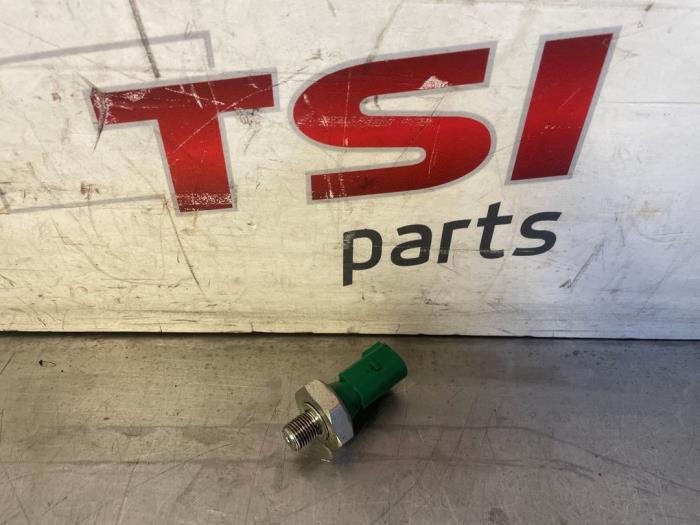 Begagnade Oljetryckssensor Audi RS 5 Sportback (F5A/F5F) 2.9 V6 TFSI 24V Pris € 10,00 Marginaltabell erbjuds av TSI-Parts / Allmotorparts B.V.