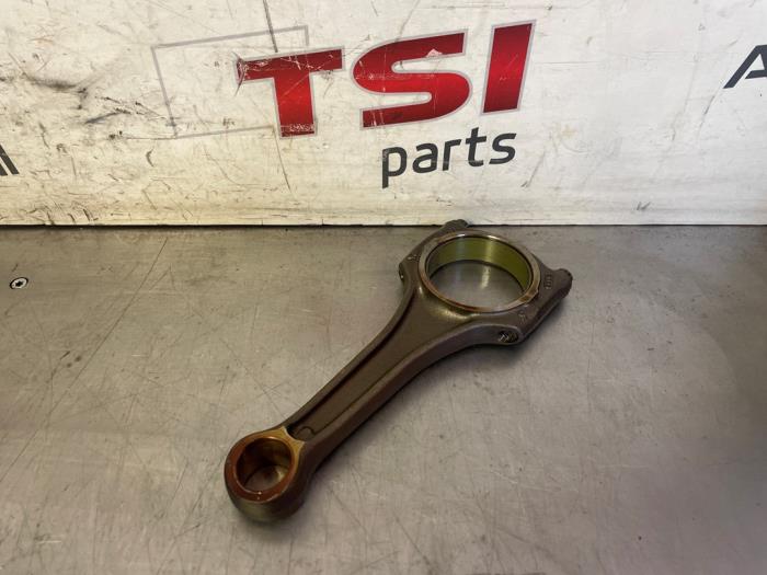 Używane Korbowód Audi RS 5 Sportback (F5A/F5F) 2.9 V6 TFSI 24V Cena € 99,50 Procedura marży oferowane przez TSI-Parts / Allmotorparts B.V.