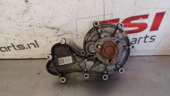 Usagé Pompe à eau Audi SQ5 (8RB) 3.0 TDI V6 24V Prix € 50,00 Règlement à la marge proposé par TSI-Parts / Allmotorparts B.V.