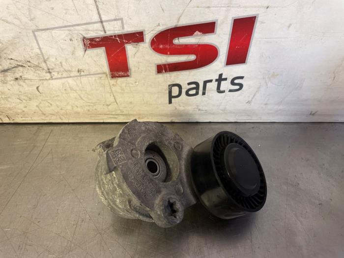 Usados Rodillo tensor correa múltiple Audi A7 Sportback (4GA/4GF) 3.0 TDI Ultra V6 24V Quattro Precio € 22,50 Norma de margen ofrecido por TSI-Parts / Allmotorparts B.V.