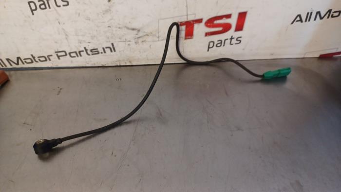 Begagnade Knackningssensor Volkswagen Passat (3B3) 2.0 Pris € 12,50 Marginaltabell erbjuds av TSI-Parts / Allmotorparts B.V.