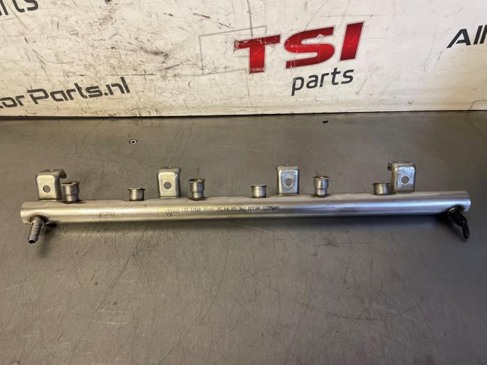 Gebrauchte Kraftstoffverteiler Volkswagen Golf V (1K1) 3.2 R32 V6 24V 4Motion Preis € 39,50 Margenregelung angeboten von TSI-Parts / Allmotorparts B.V.