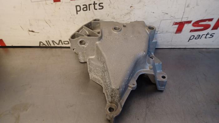 Used Engine mount Seat Leon SC (5FC) 1.4 TSI Ecomotive 16V Price € 15,00 Margin scheme offered by TSI-Parts / Allmotorparts B.V.