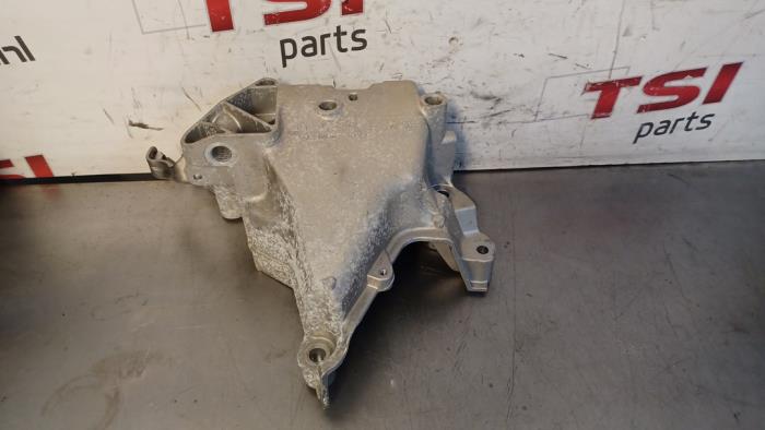 Used Engine mount Seat Leon SC (5FC) 1.4 TSI Ecomotive 16V Price € 15,00 Margin scheme offered by TSI-Parts / Allmotorparts B.V.