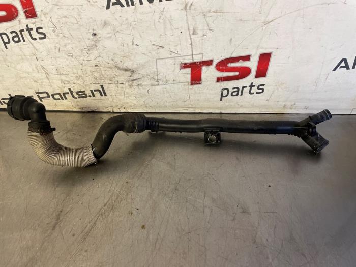Gebrauchte Wasserrohr Volkswagen Polo V (6R) 1.2 TDI 12V BlueMotion Preis € 22,50 Margenregelung angeboten von TSI-Parts / Allmotorparts B.V.