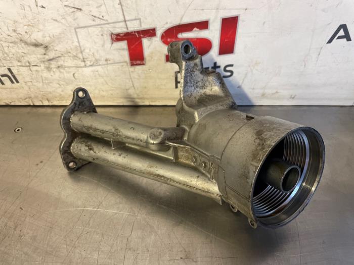 Gebrauchte Ölfiltergehäuse Audi Q7 (4LB) 4.2 FSI V8 32V Preis € 29,50 Margenregelung angeboten von TSI-Parts / Allmotorparts B.V.