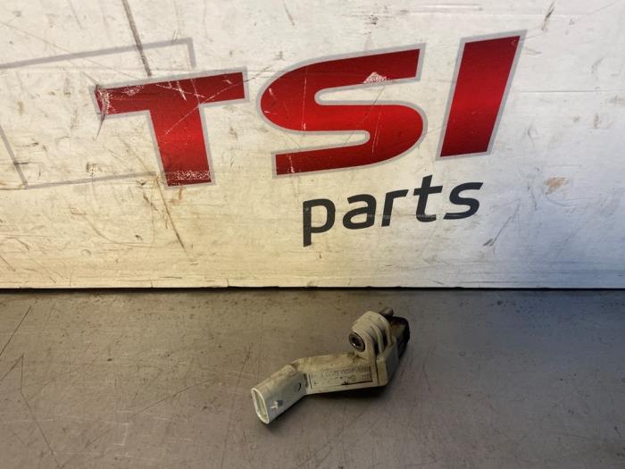 Begagnade Vevaxelsensor Volkswagen Golf VII (AUA) 1.4 TSI 16V Pris € 14,50 Marginaltabell erbjuds av TSI-Parts / Allmotorparts B.V.