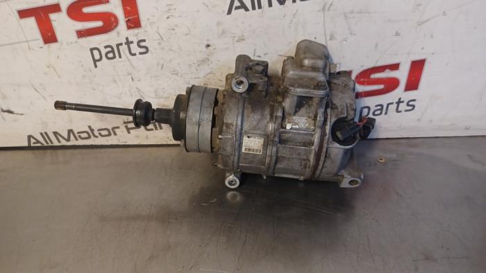 Usagé Pompe clim Audi Q7 (4LB) 4.2 FSI V8 32V Prix € 125,00 Règlement à la marge proposé par TSI-Parts / Allmotorparts B.V.