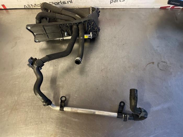 Usagé Radiateur Volkswagen Golf VIII (CD1) 2.0 GTI Clubsport 16V Prix € 125,00 Règlement à la marge proposé par TSI-Parts / Allmotorparts B.V.
