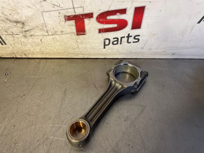 Gebrauchte Pleuelstange Volkswagen Golf IV (1J1) 1.9 TDI Preis € 60,00 Margenregelung angeboten von TSI-Parts / Allmotorparts B.V.