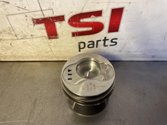 Usados Pistón Volkswagen Golf IV (1J1) 1.9 TDI Precio € 90,00 Norma de margen ofrecido por TSI-Parts / Allmotorparts B.V.