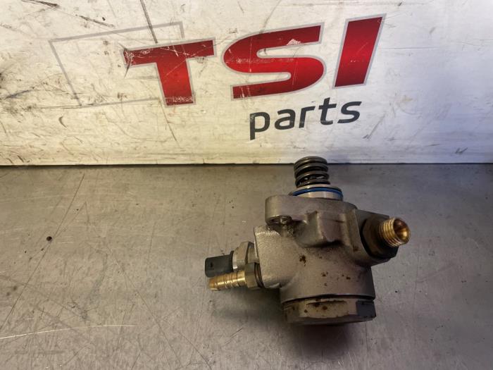 Begagnade Högtryckspump Volkswagen Golf VII (AUA) 1.4 GTE 16V Pris € 32,50 Marginaltabell erbjuds av TSI-Parts / Allmotorparts B.V.