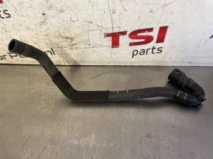 Begagnade Vattenrör Volkswagen Golf VII (AUA) 1.4 GTE 16V Pris € 19,50 Marginaltabell erbjuds av TSI-Parts / Allmotorparts B.V.