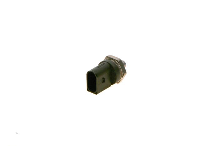 Neue Kraftstoffdruck Sensor Audi A3 Preis € 61,71 Mit Mehrwertsteuer angeboten von TSI-Parts / Allmotorparts B.V.